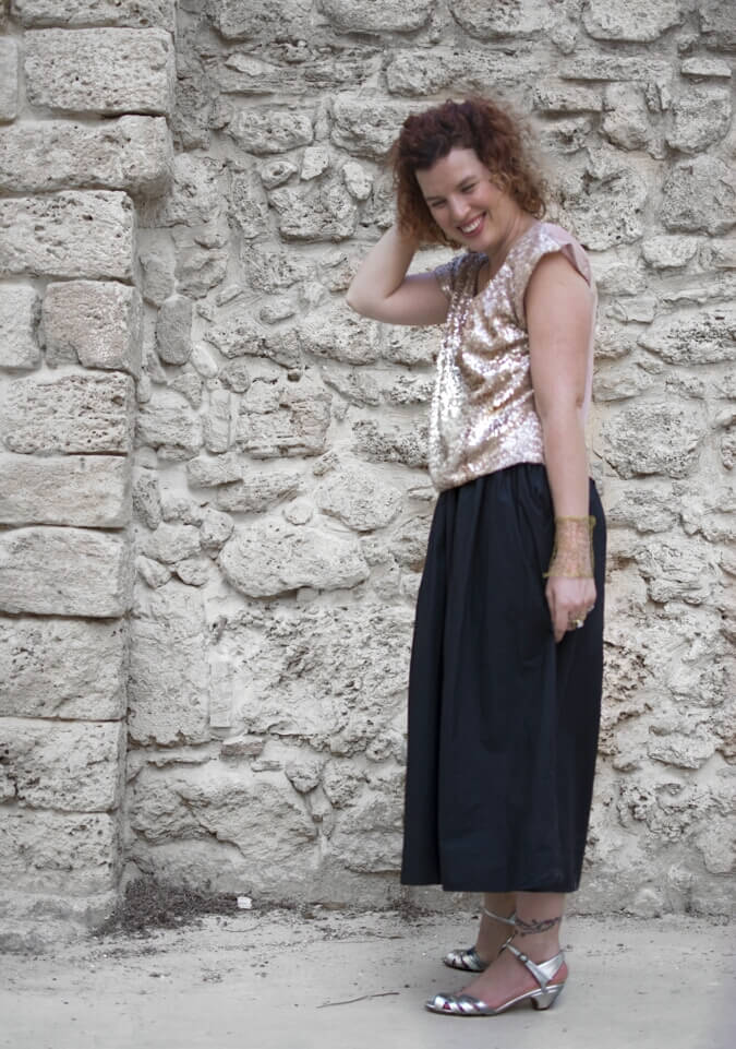 %d7%97%d7%a6%d7%90%d7%99%d7%aa-%d7%a9%d7%97%d7%95%d7%a8%d7%94-%d7%a9%d7%9c-%d7%a7%d7%95%d7%a1-cos