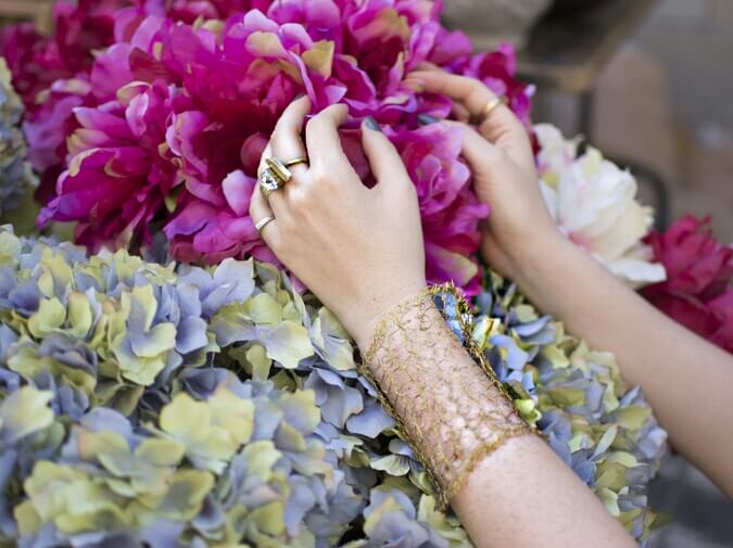 %d7%a4%d7%a8%d7%97%d7%99%d7%9d-%d7%95%d7%aa%d7%9b%d7%a9%d7%99%d7%98%d7%99%d7%9d