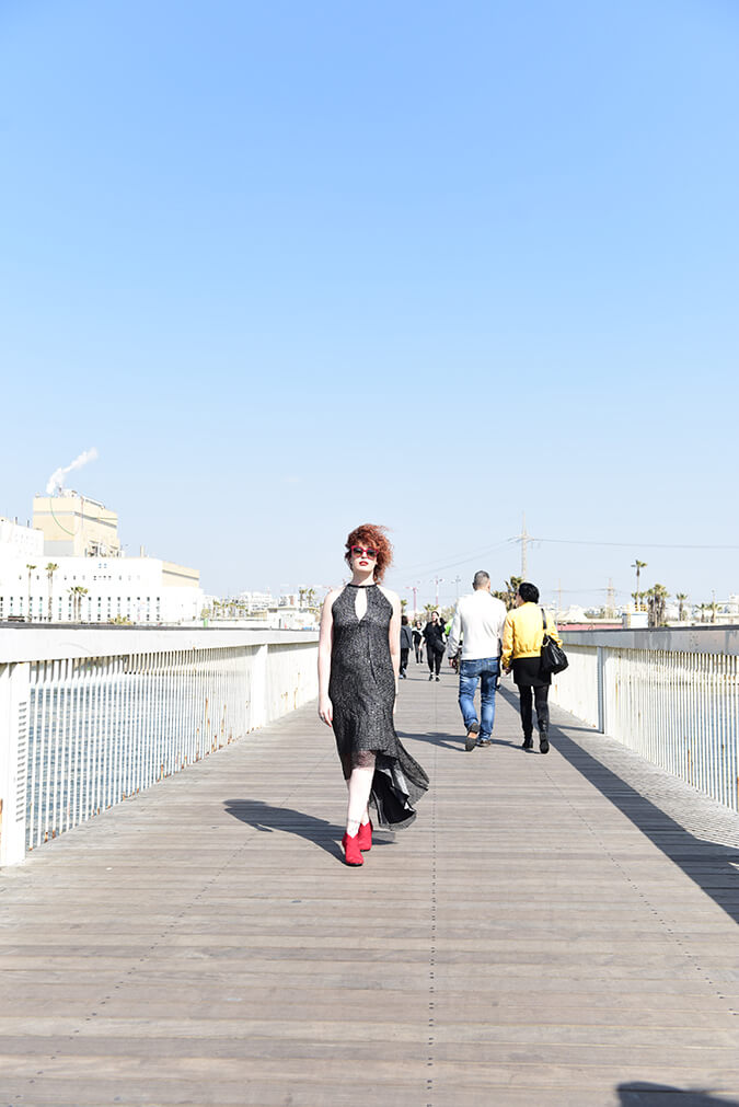 שמלת ערב שחורה